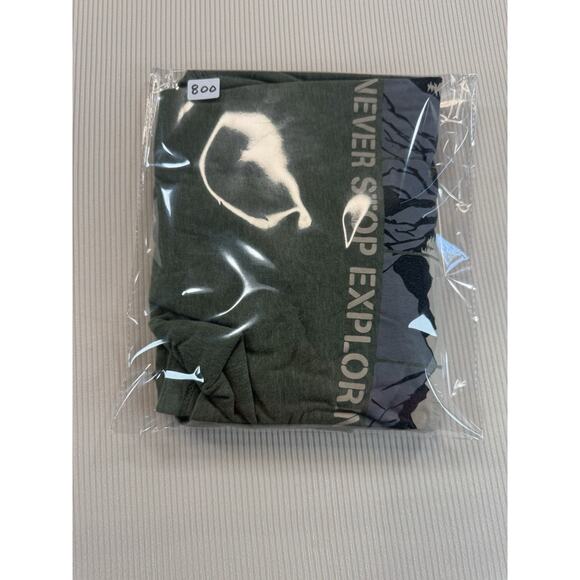 The North Face Men’s Large Green Graphic T-Shirt Never Stop Exploring Mountain - Picture 9 of 9